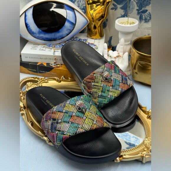 🆕 KURT GEIGER LONDON 🧿 NWOB Meena Eagle Slide, Black Rainbow Weave, Sz 40 US 9 - Picture 8 of 14